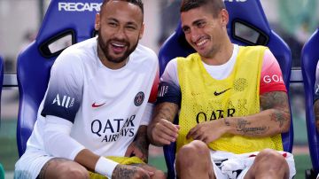 Neymar Jr. (L) y Marco Verratti parecen haber llegado al fin de ciclo con el PSG.