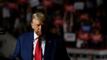 ¿Cuáles son los cuatro cargos federales que enfrenta Trump por intentar anular las elecciones de 2020?