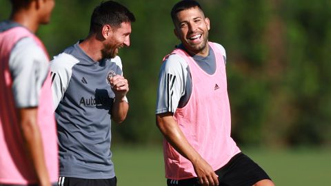 Jordi Alba en su primer entrenamiento con Lionel Messi en el Inter Miami.