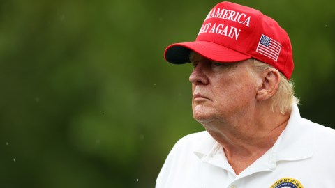 ¿Donald Trump será enviado a prisión si infringe las condiciones de su liberación temporal en el caso de Georgia?