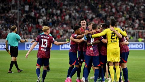 Leipzig amargó el debut de Harry Kane en la Supercopa de Alemania con un baile al Bayern Munich [Video]