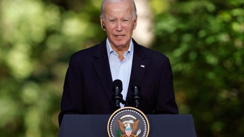 Biden se ha mantenido al margen con respecto a las acusaciones de su hijo Hunter.