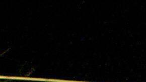 Cuando los oficiales de AEI llegaron al sitio pudieron escuchar los gritos de ayuda de las personas en el interior de la vivienda.