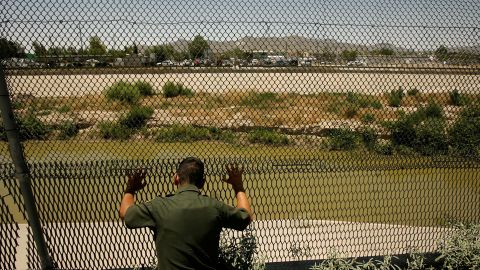 Border Patrol Agents Monitor US-Mexico Border