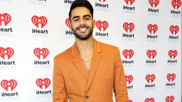 Carlos Adyan comparte la noticia de su hospitalización en su Instagram.