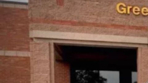 Los niños descubrieron restos de esqueletos humanos. DEPARTAMENTO DE POLICÍA DE GREENFIELD