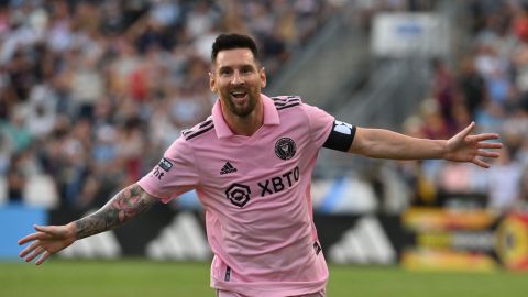 Leo Messi se supera una vez más y anota el gol más largo de su carrera: Un tiro de 32 metros contra el Philadelphia Union [Video]