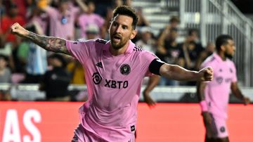 Messi revela que sus festejos como superhéroes son por petición de sus hijos