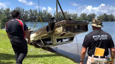 El proceso de búsqueda y recuperación está bajo la tutela de la policía de Miami-Dade.