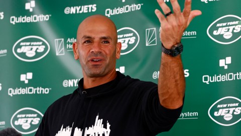 Entrenador de los New York Jets promete romper una sequía de 26 años sin ganar su división