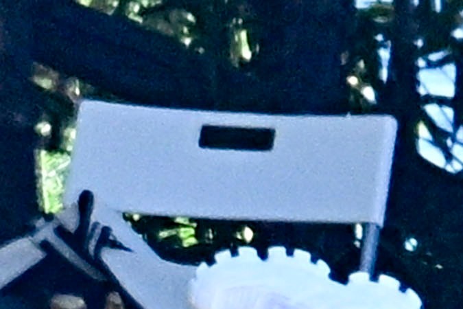 Photo © 2023 Backgrid UK/The Grosby Group EXCLUSIVE Positano, ITALY - 16 AUGUST 2023 Jennifer Lopez is seen being put through her paces out in the Italian sunshine of Positano as she performs a series of strenuous dance and exercise routines. The 54-year old who is said to work out three or four times a week looks great as she continues to keep her incredible physique in shape. Later in the day, Jennifer donned her floral patterned dress and she chilled out on the boat accompanied by her entourage.*** Se ve a Jennifer López poniendo a prueba sus pasos bajo el sol italiano de Positano mientras realiza una serie de extenuantes rutinas de baile y ejercicio. La mujer de 54 años que se dice que hace ejercicio tres o cuatro veces por semana se ve muy bien mientras continúa manteniendo su increíble físico en forma. Más tarde ese día, Jennifer se puso su vestido con estampado floral y se relajó en el bote acompañada por su séquito.