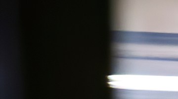 dominos-pizza-trabajador-pizza-con-todo