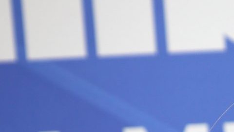 Myrka Dellanos tiene un nuevo podcast.