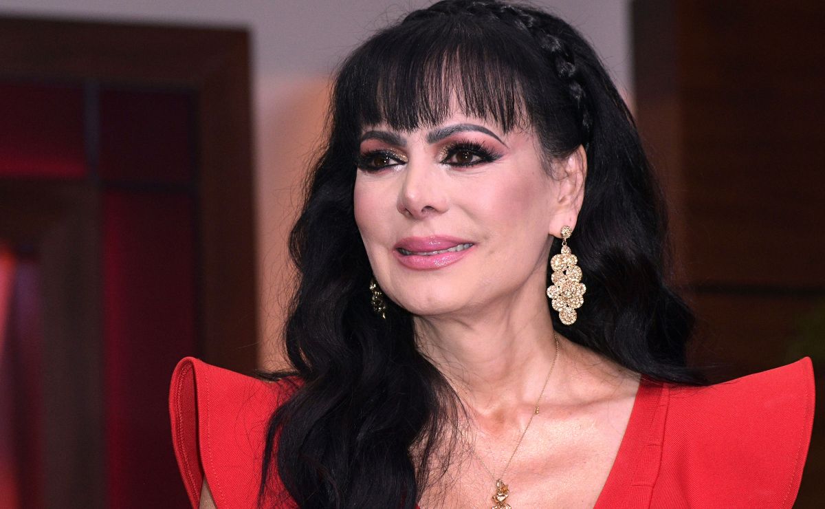 Maribel Guardia with a black top and a miniskirt with straps shows how good she looks at 64 years old – The NY Journal