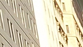 Nadie tiene claro cuántos de los 110 mil recién llegados califican para un documento de empleo legal.