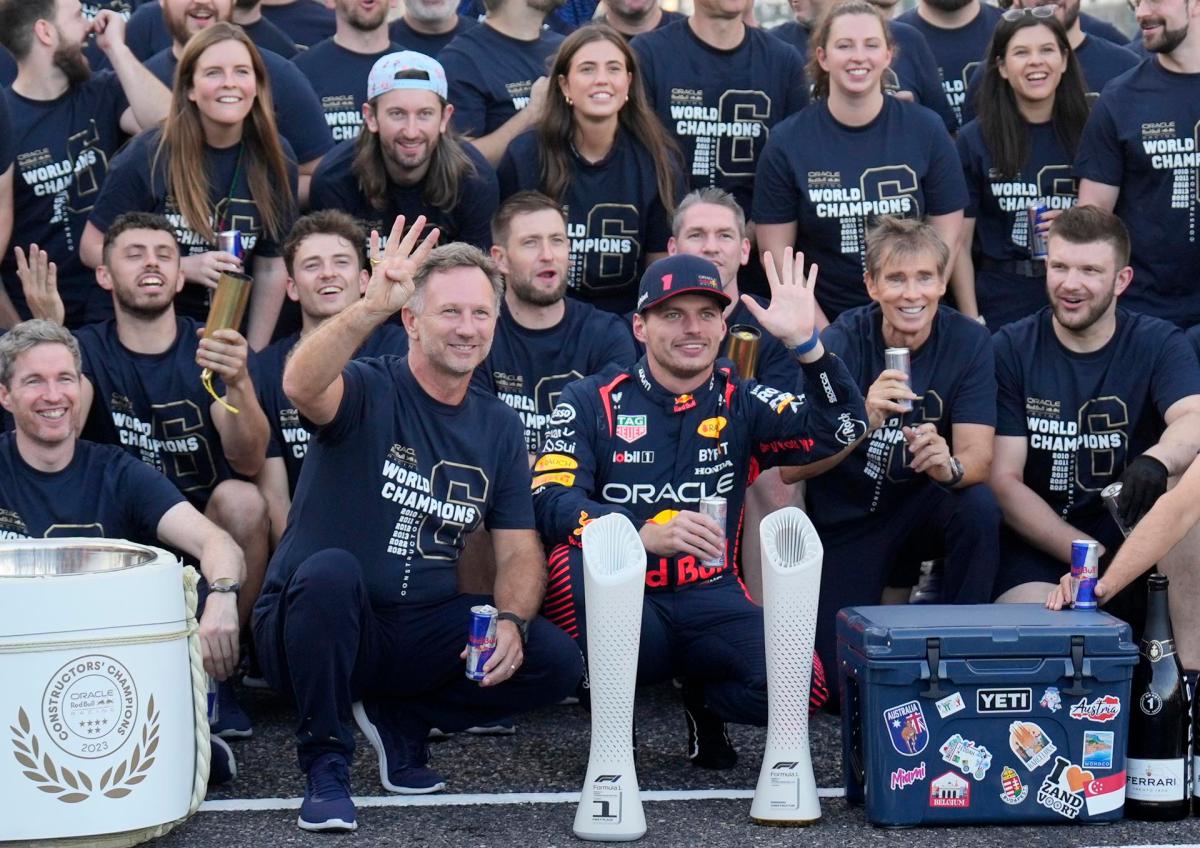 Verstappen ganó el GP de Japón y le dio a Red Bull el campeonato