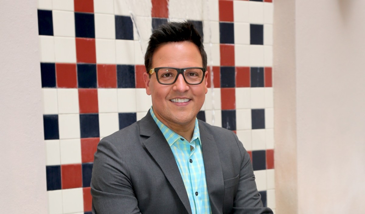 Raúl González muestra una foto inédita de cuando tenía 5 años y