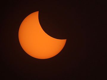 Eclipse solar
