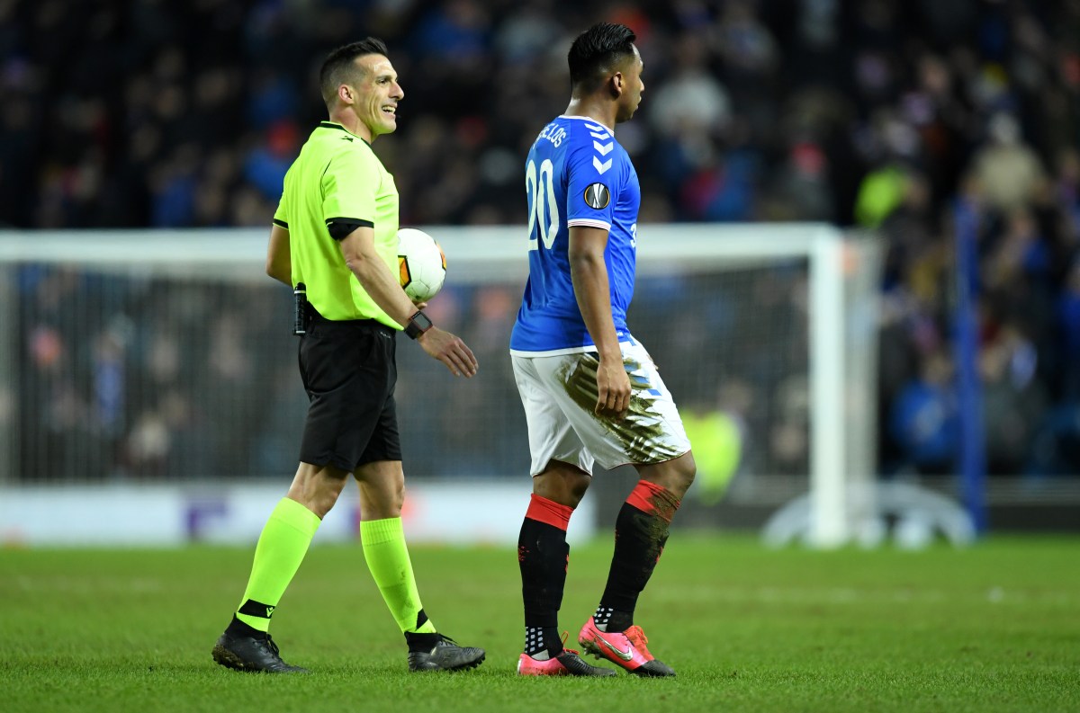 Exárbitro español Xavier Estrada Fernández dijo que no le permitieron