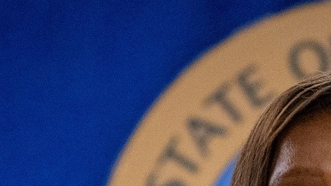 La fiscal general de Nueva York, Letitia James, y el expresidente Donald Trump.