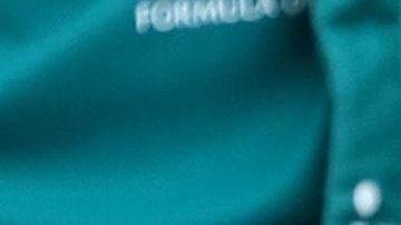 Lewis Hamilton criticó comentarios racistas de Helmut Marko sobre 'Checo' Pérez