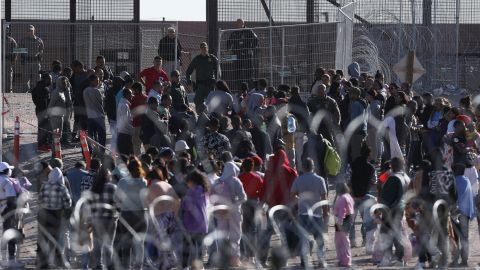 Estados Unidos advirtió a los migrantes ante el posible e inminente cierre del gobierno previsto para este fin de semana