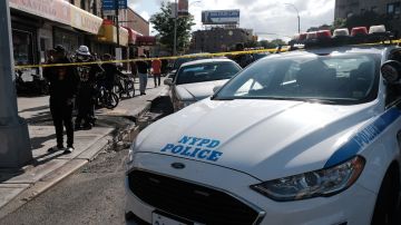 NYPD describió la escena como un homicidio y declararon que la muerte sigue bajo investigación.