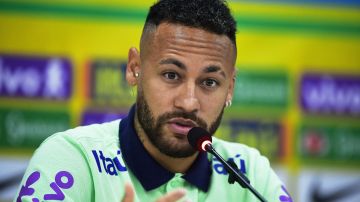 Neymar lidera a la 'Canarinha' en el inicio de las eliminatorias al Mundial.