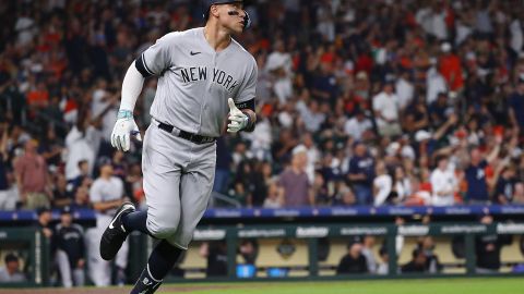 Aaron Judge luego de conectar su jonrón 250 en Grandes Ligas.