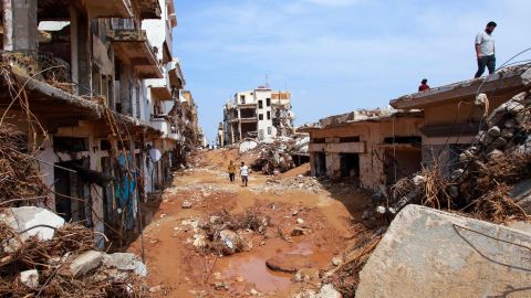 Panorama crítico en Libia tras las devastadoras inundaciones.