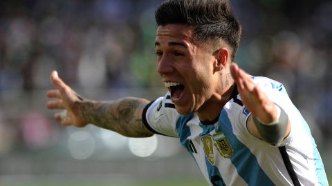 Enzo Fernandez anotó su primer gol en Eliminatorias con Argentina.