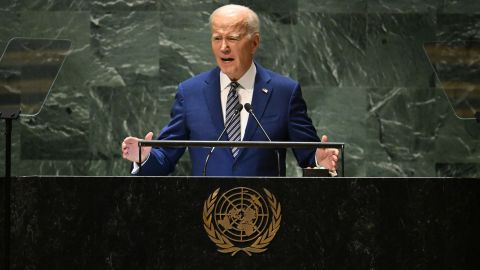 Biden ha hecho algunos gestos conciliadores hacia la isla, como la eliminación del límite de remesas para Cuba.