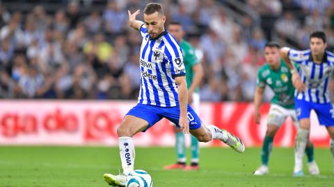 El futbolista español consideró que Rayados de Monterrey vencerá a los Tigres.