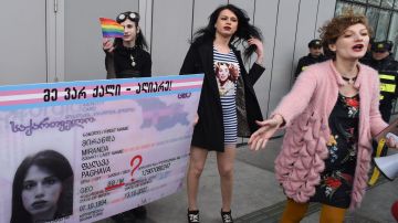 Juez dictamina que puede reanudarse la prohibición de terapias hormonales para jóvenes trans en Georgia