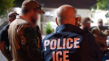 Autoridades migratorias continúan con la deportación de familias.