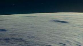 La luna cuenta ahora con un nuevo cráter. Ilustración BNG