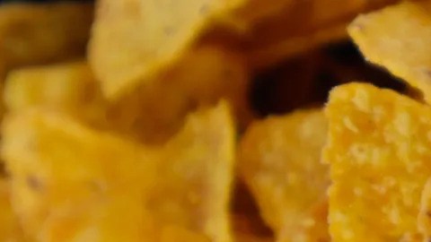 Los expertos en salud indican que el reto viral es una "bomba" para el estómago.