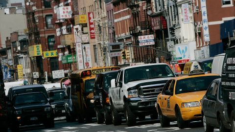 Anciana muere atropellada en Chinatown