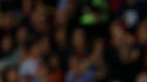 Joao Cancelo (c) celebra su gol ante el Celta.