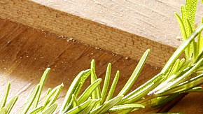 Se le llama pescados azules a los que tiene un contenido de grasa igual o mayor al 5%