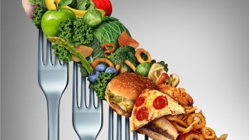 La composición de los alimentos influye en la manera como el cuerpo los absorbe. Por eso hay alimentos que se sugiere evitar en caso de diabetes
