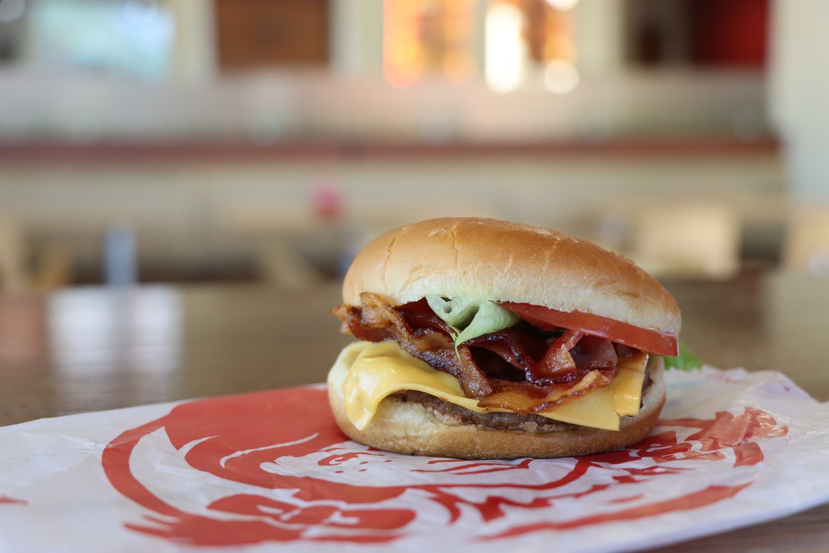 Wendy's dará hamburguesas a solo ¢1 centavo para celebrar el Día