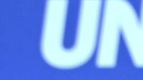 Julián Gil acompañado de Valeria Marín en un evento.