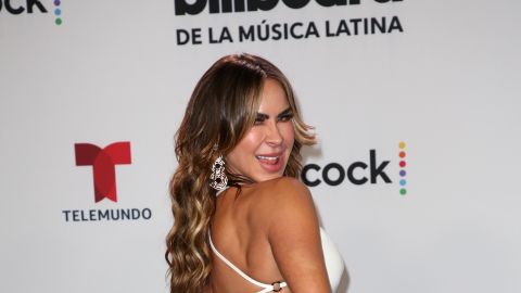 Aylín Mujica es una de las conductoras de 'La Mesa Caliente'.