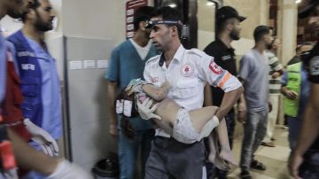 Benjamín Netanyahu dijo que fueron los "terroristas bárbaros de Gaza" los que bombardearon hospital