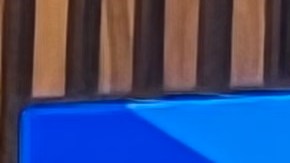 Tarik Sheppard, comisionado de información pública del NYPD junto a oficiales latinos del DCPI