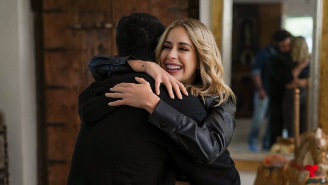 Carmen Aub también está de regreso como Rutila Casillas en "El Señor Cielos 9". / Foto Cortesía de Telemundo.