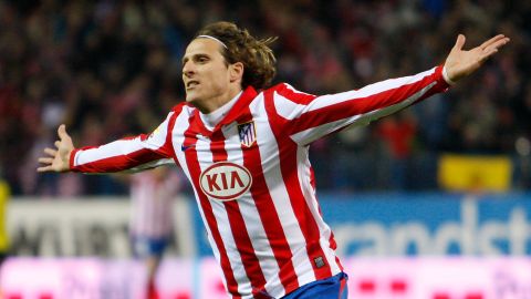 Forlán se confiesa sobre su salida del Atlético de Madrid