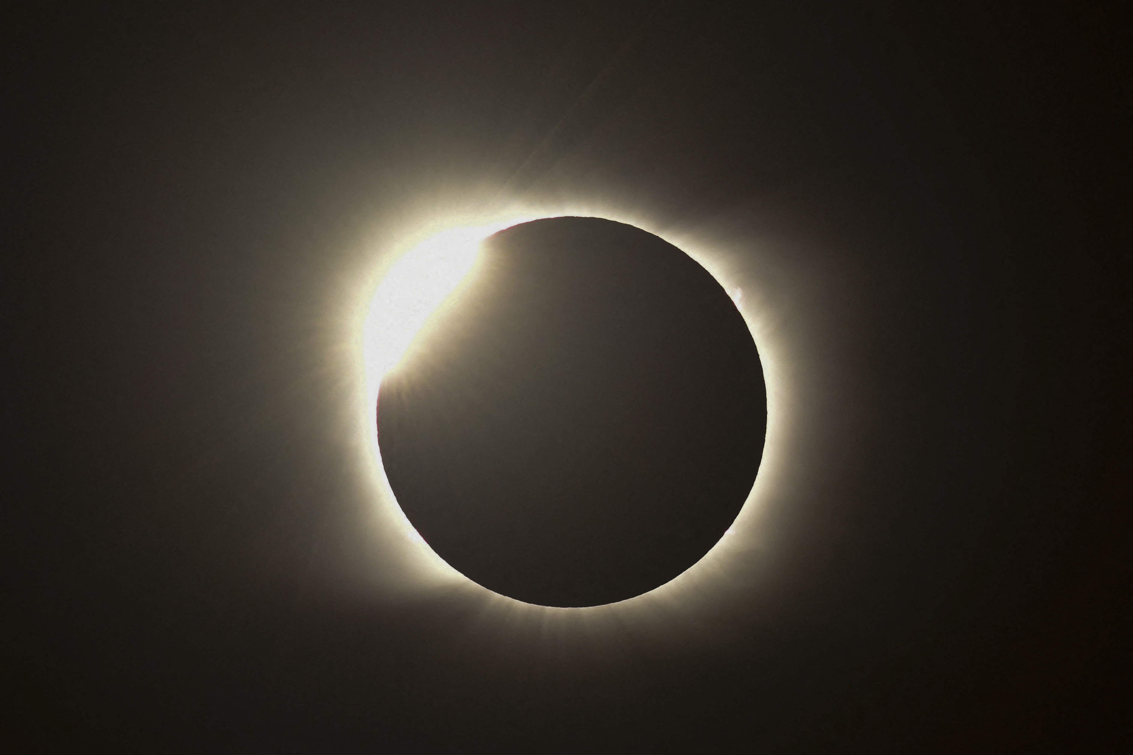 Eclipse solar de octubre 2023 cómo afectará a cada signo zodiacal El