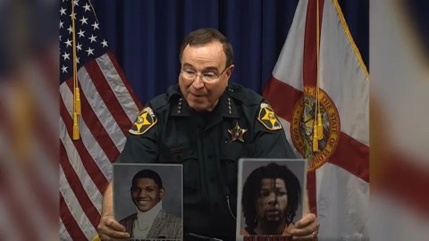 A la izquierda, la víctima, Roderick Wilson, Jr; y a la derecha, el presunto asesino, Taquion "Quan" Cotton.
